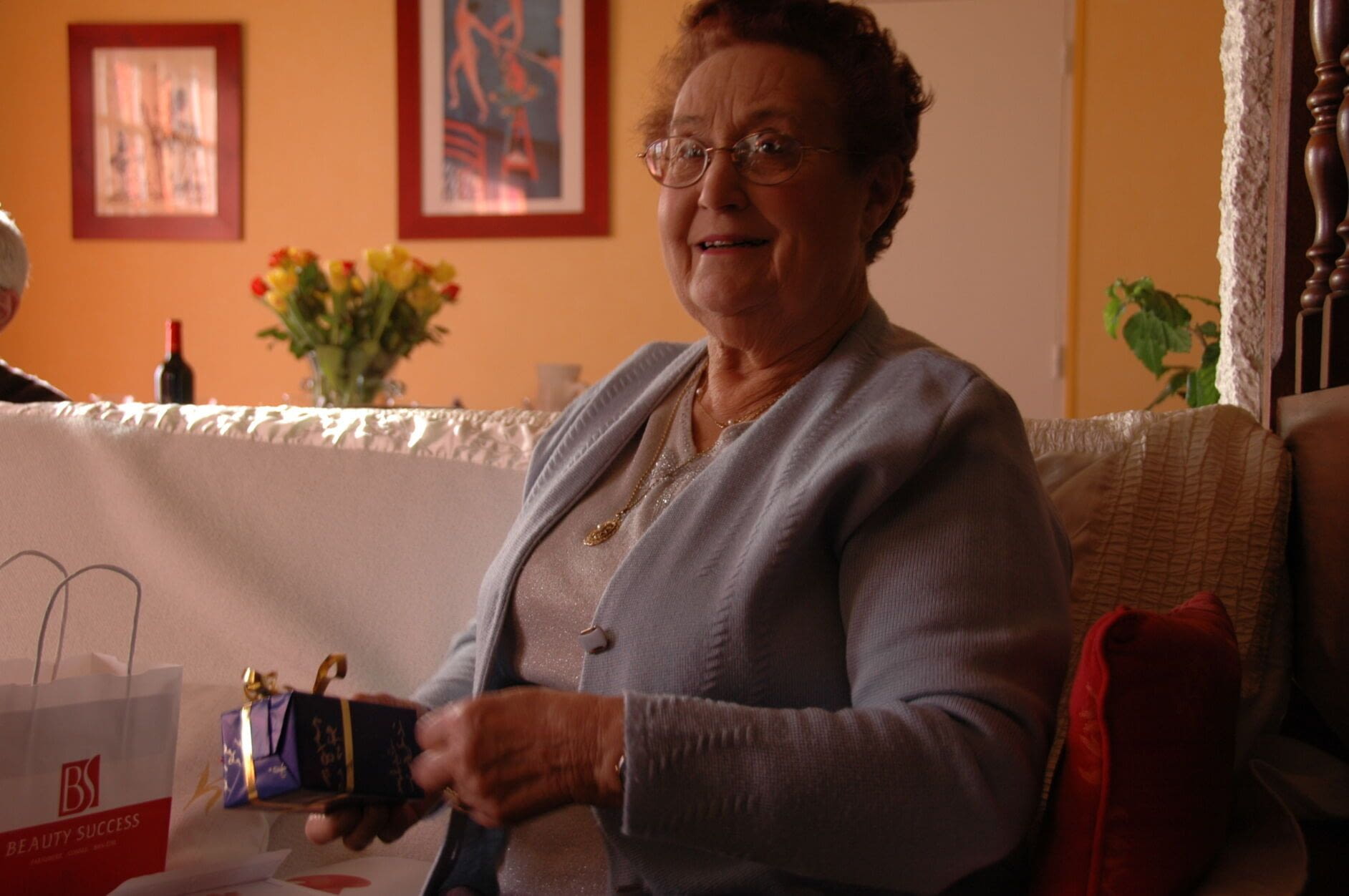mamie_cadeau.jpg
