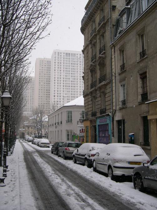 paris - La rue de la Butte aux Cailles sous la neige...